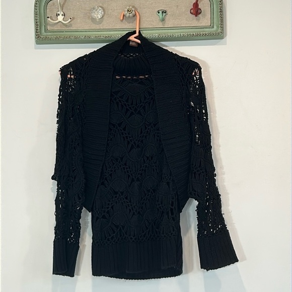 Vintage ESCIO women’s size large two piece acrylic sweater set black crochet - Picture 2 of 10